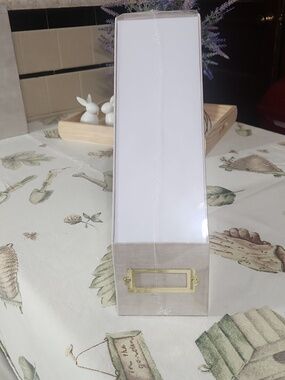 SUGAR PAPER ESSENTIALS magazine And Paper Holder